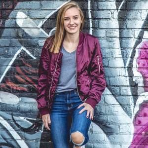 Meet your Posher, Hailey